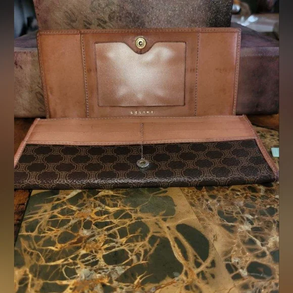 Celine wallet with triophe print - Picture 2 of 9
